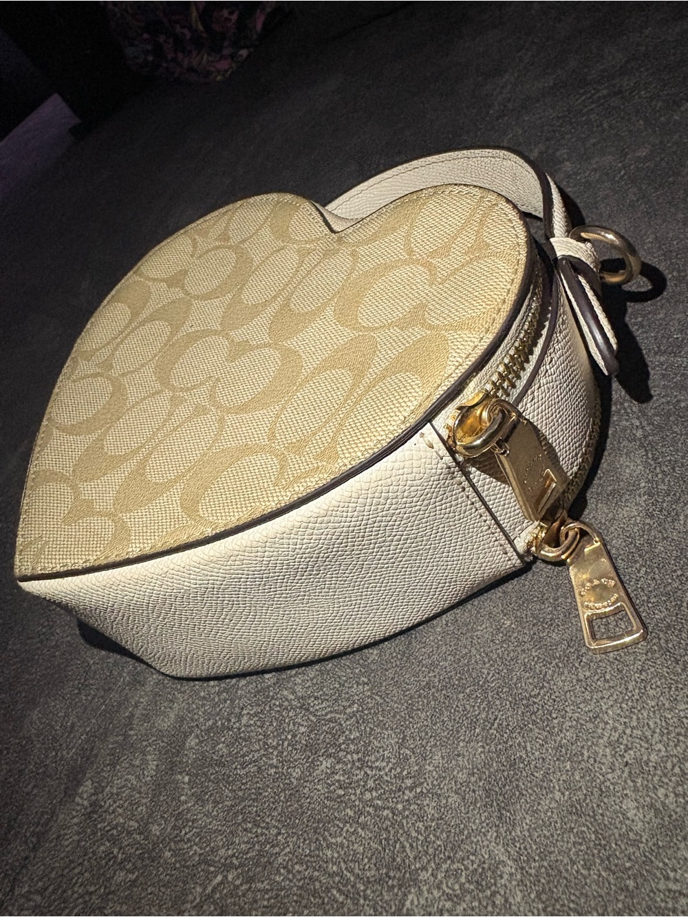 Coach Beige Heart-Shaped Mini Top Handle Bag - Picture 3 of 6